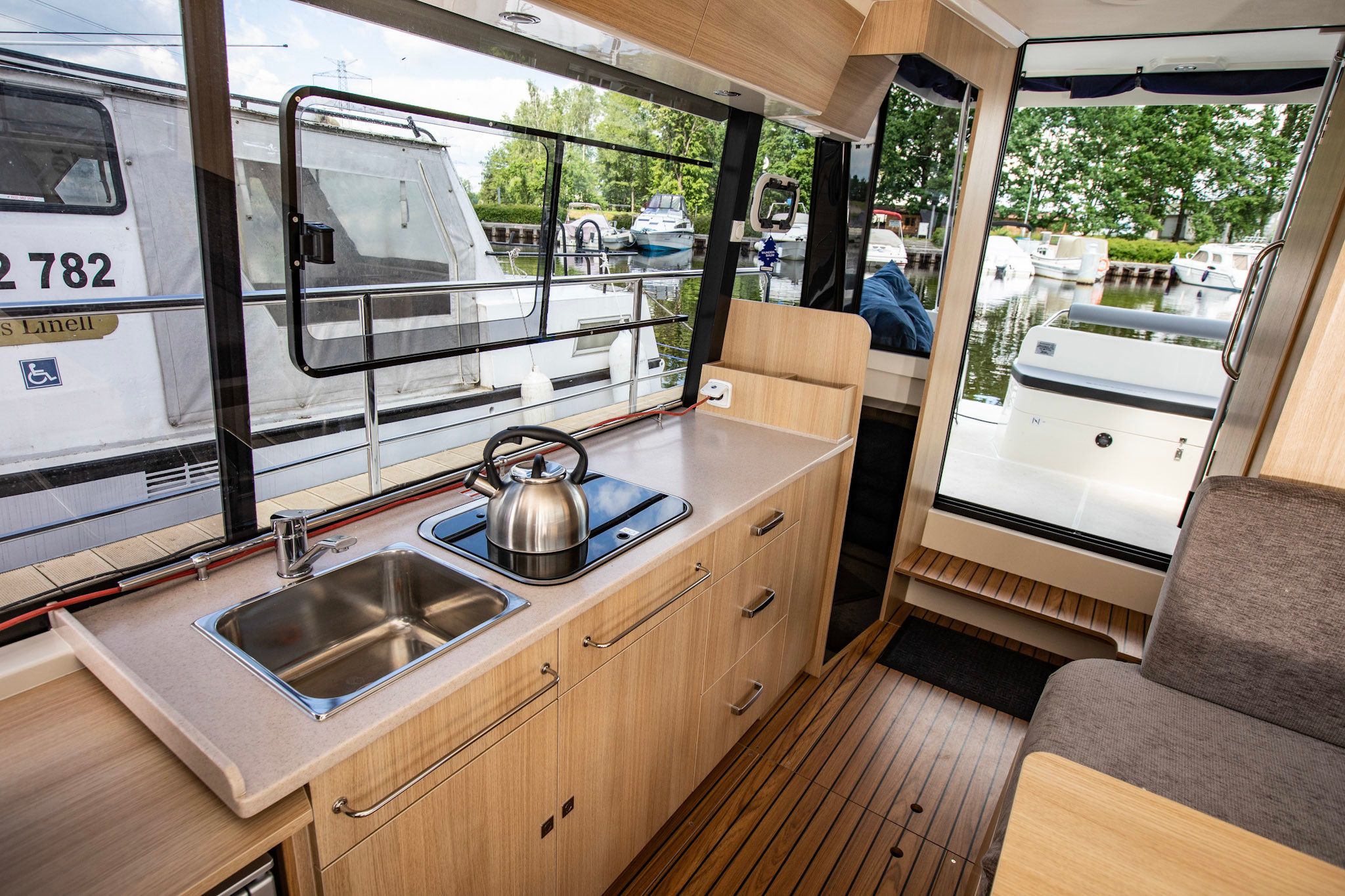Sun Camper 35 Flybridge | Eva