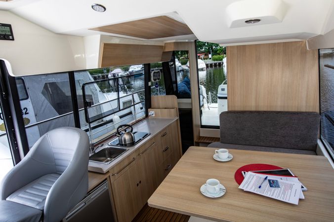 Sun Camper 35 Flybridge | Eva
