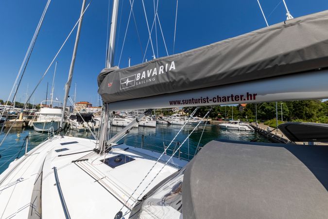 Bavaria C42 | Maraschino