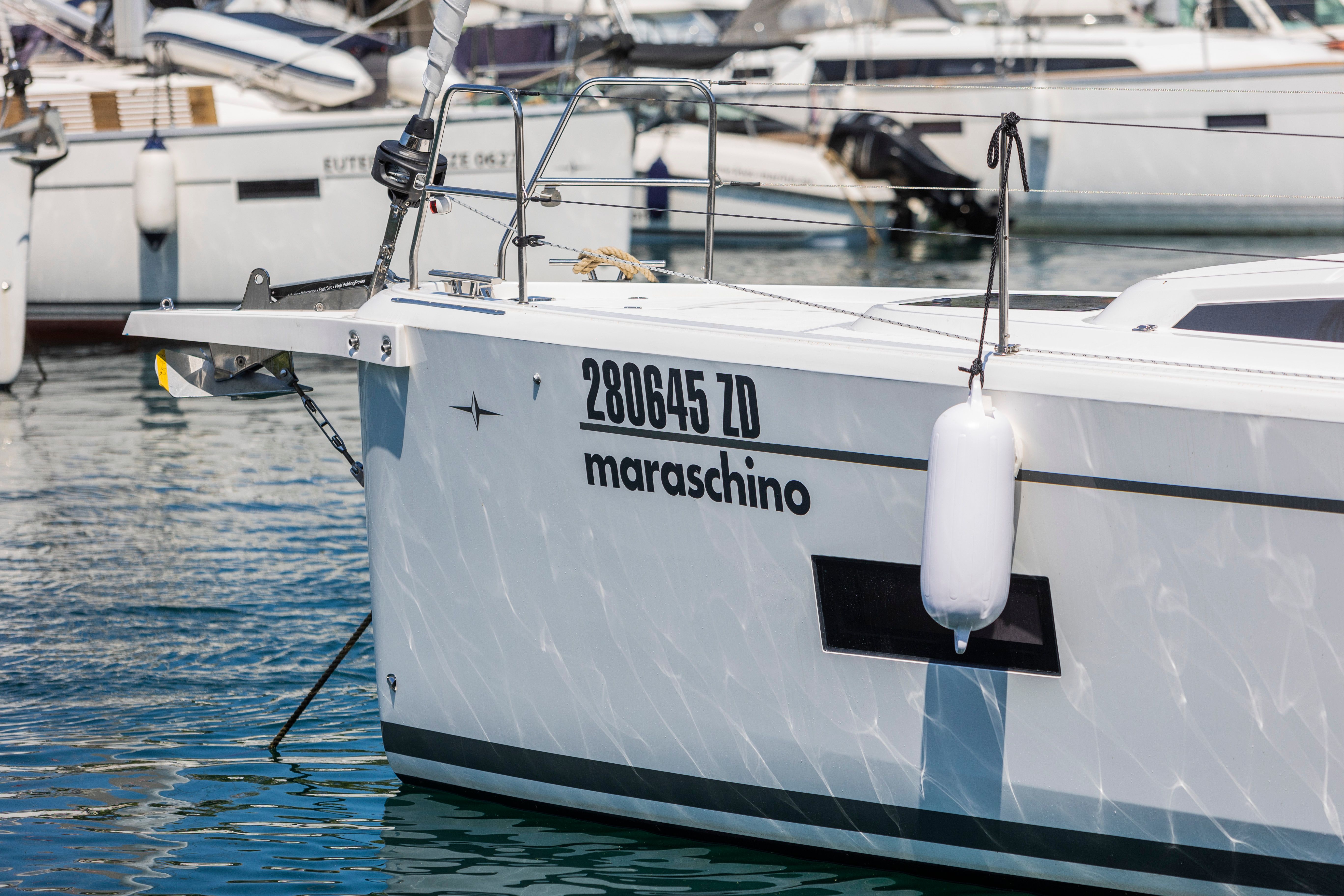 Bavaria C42 | Maraschino