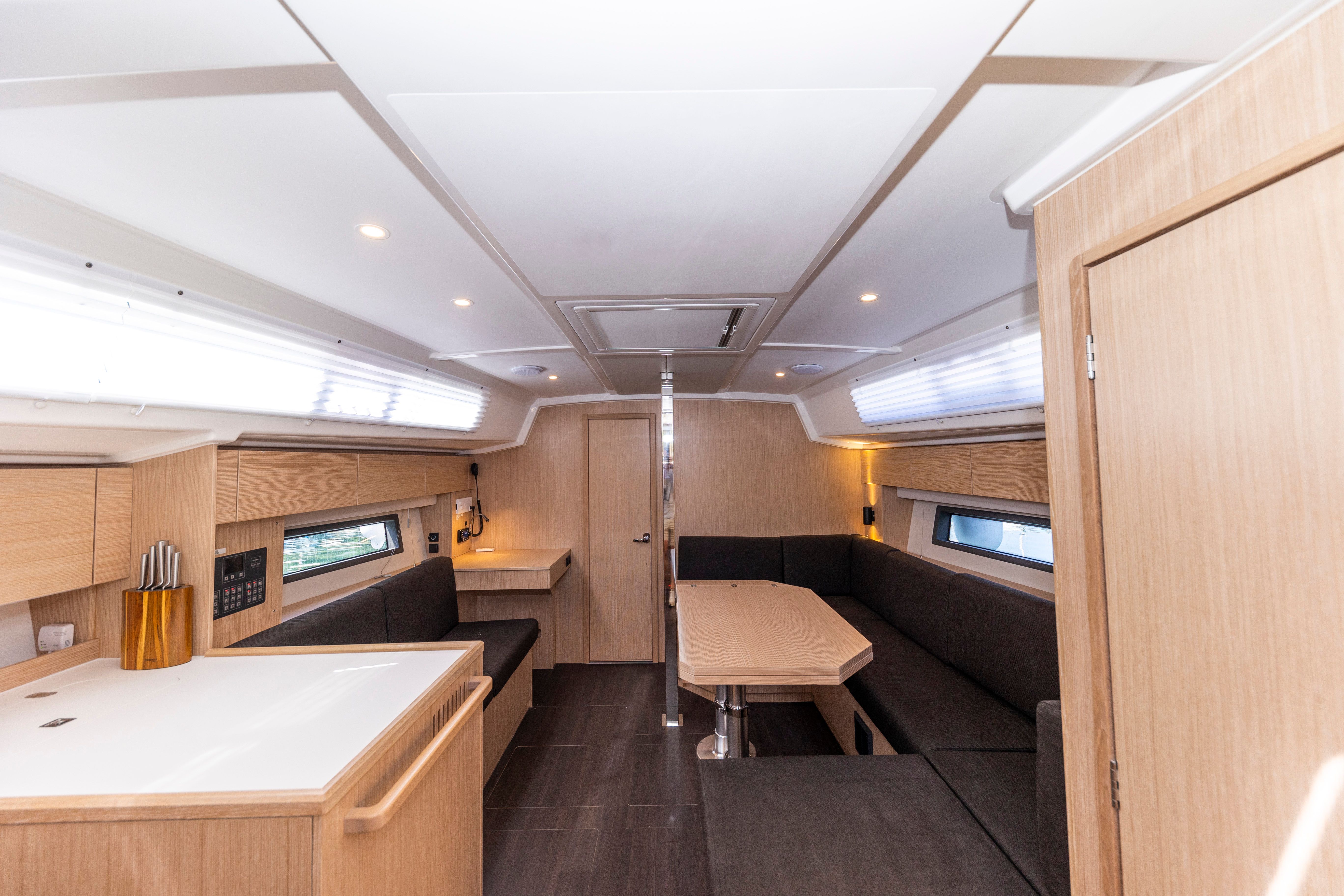 Bavaria C42 | Maraschino