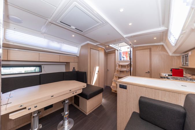 Bavaria C42 | Maraschino