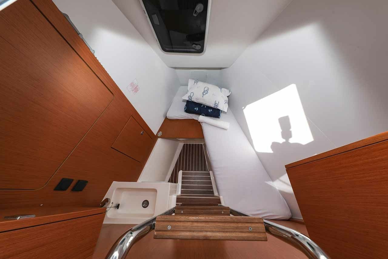 Bavaria C50 | Granat