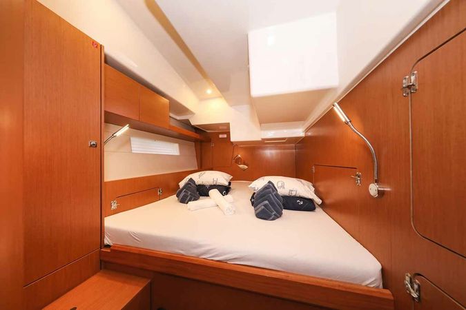 Bavaria C50 | Granat