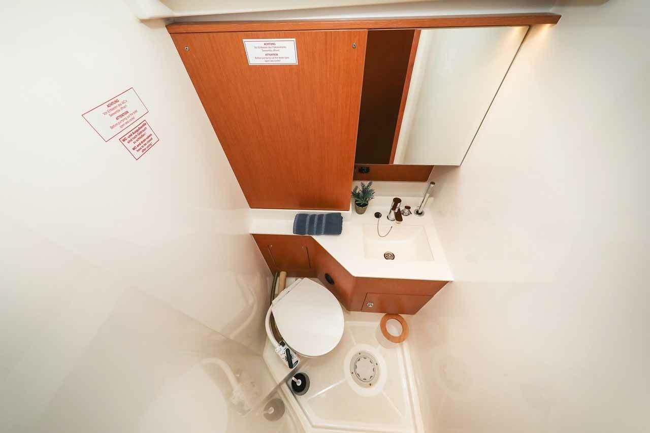 Bavaria C50 | Granat