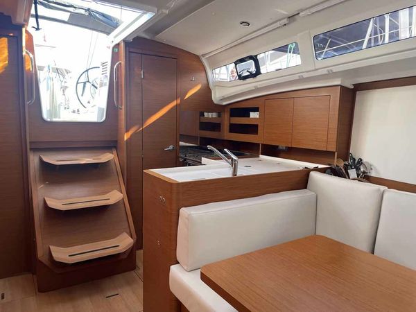 Jeanneau Sun Odyssey 380 | Mymia