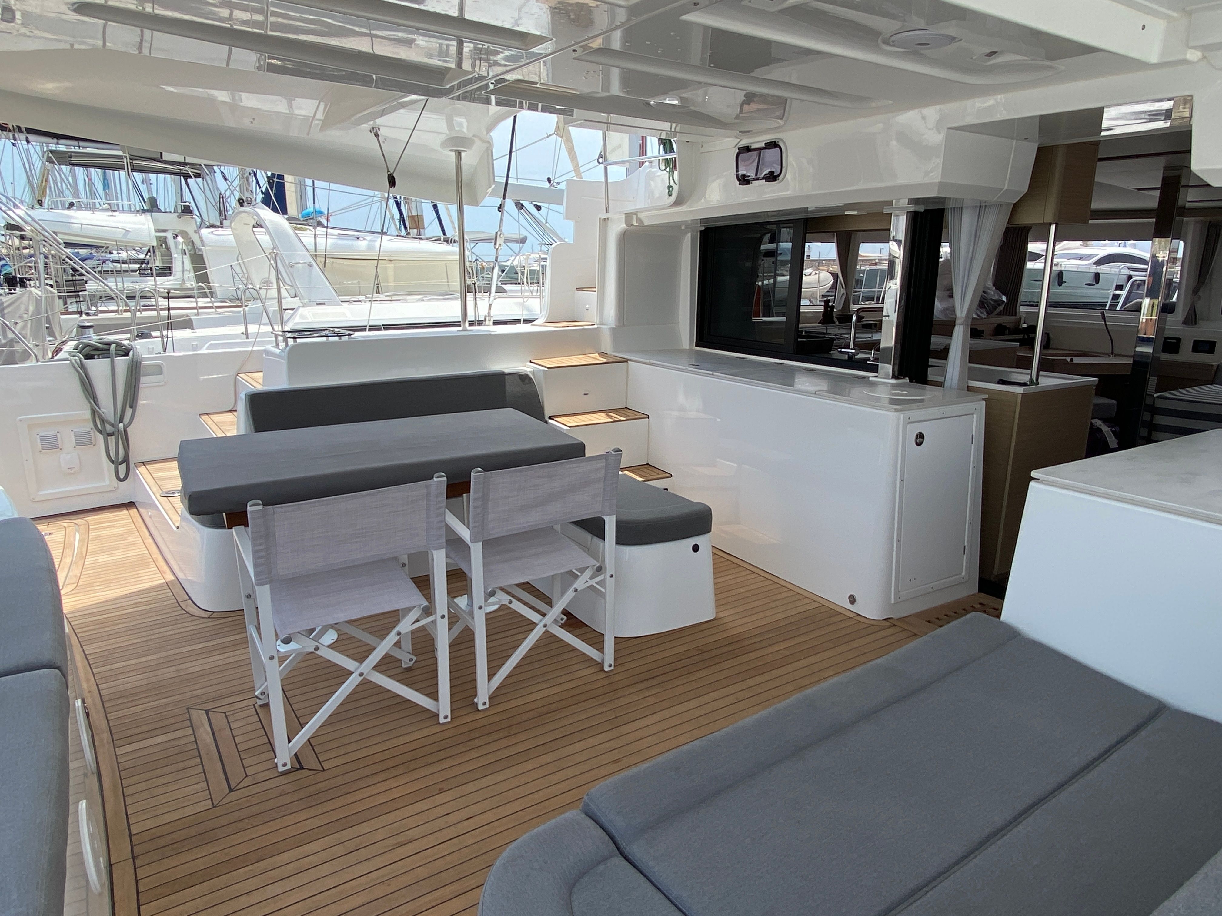 Lagoon 46 | Moondance