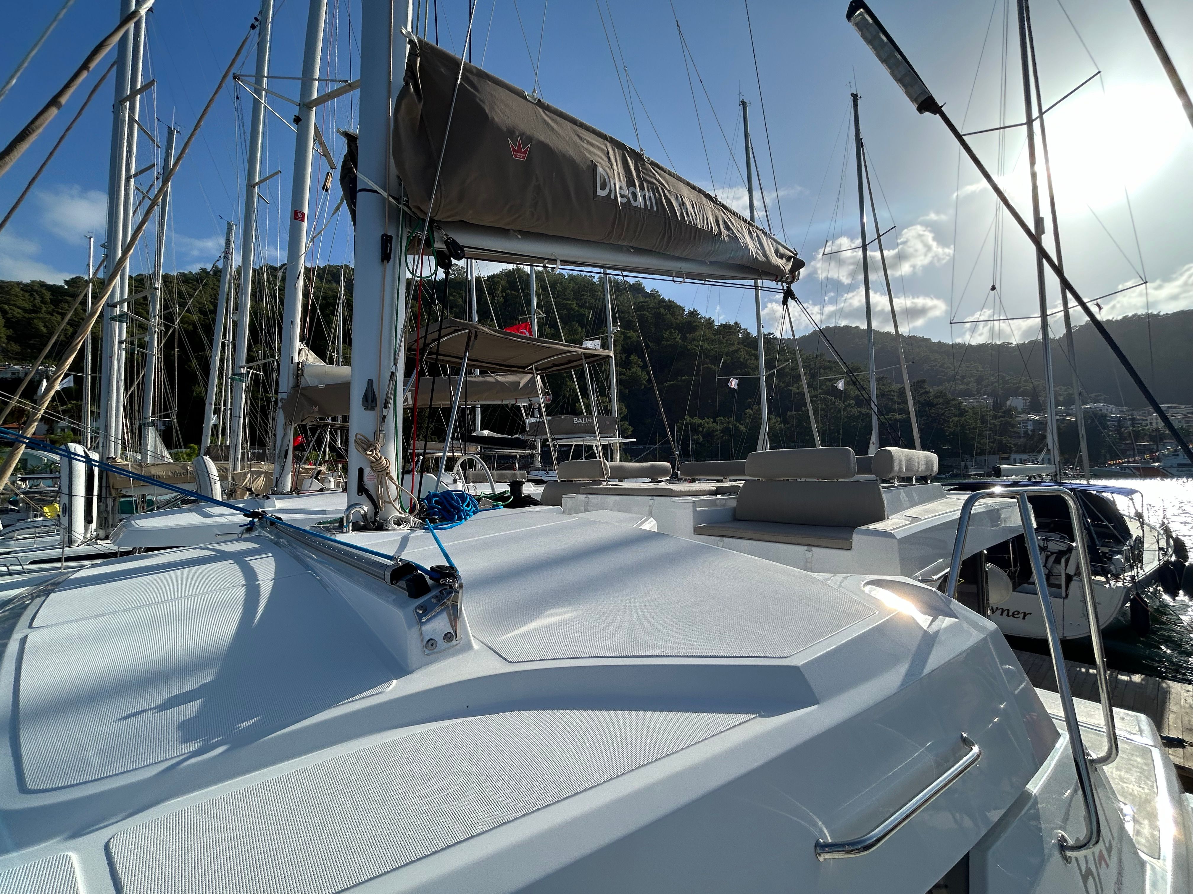 Bali Catspace | Aila