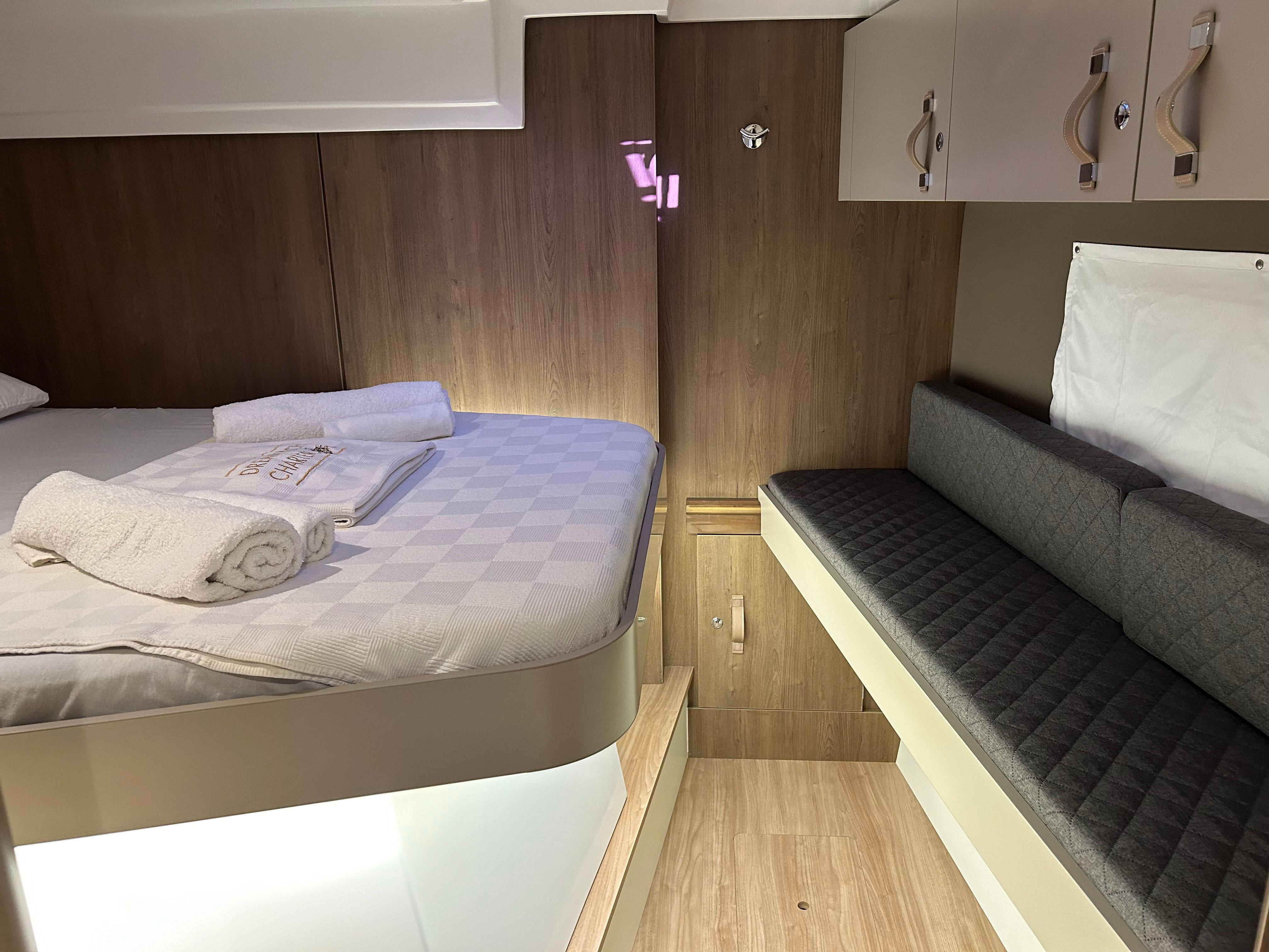 Bali Catspace | Aila