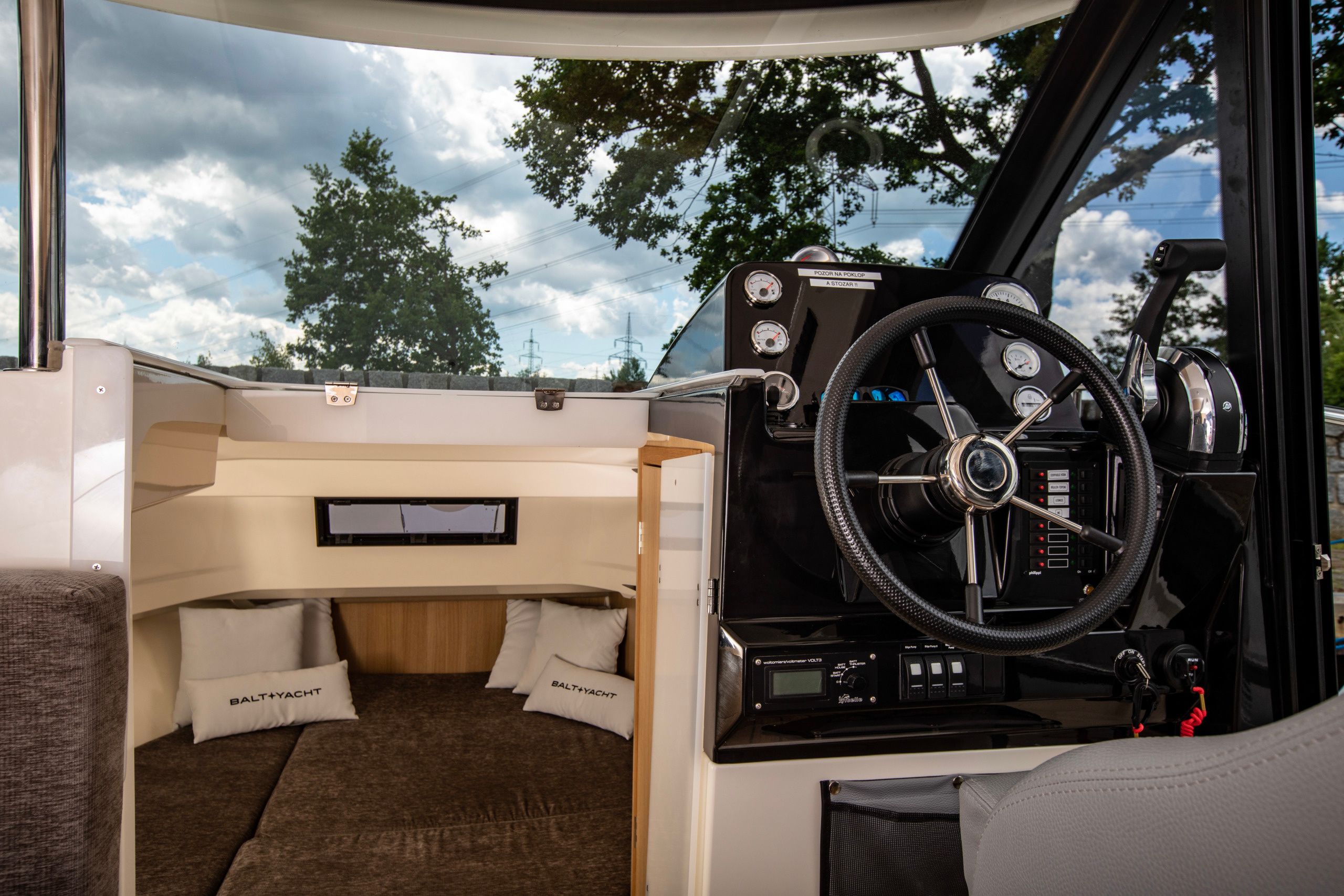 Sun Camper 35 Flybridge | Santia