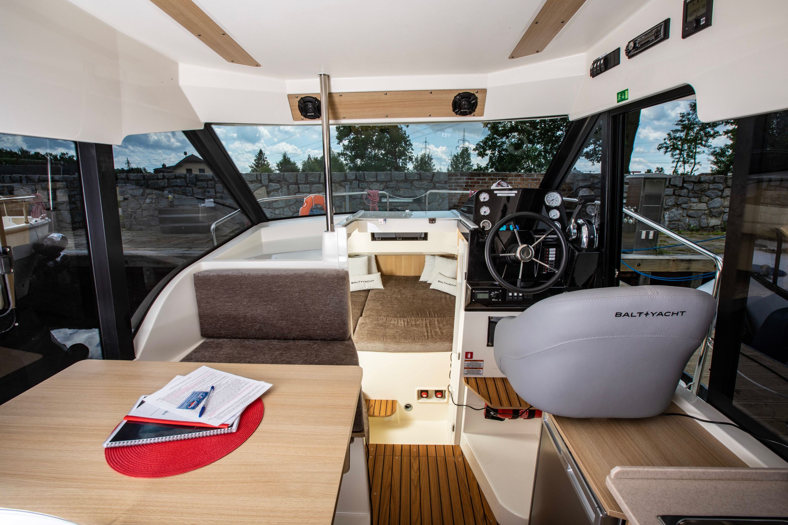 Sun Camper 35 Flybridge | Santia
