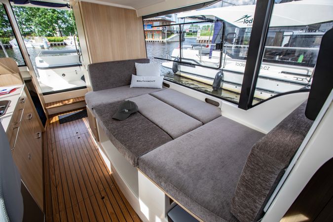 Sun Camper 35 Flybridge | Santia