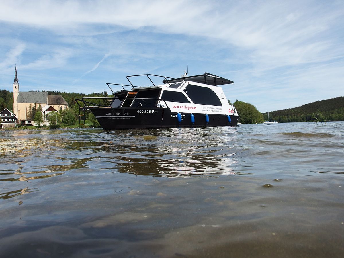 Trawler YB27 | Sarah