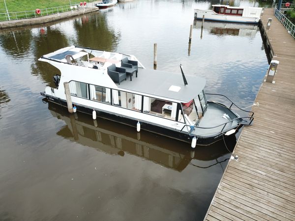 Trawler YB35 | Charlotte