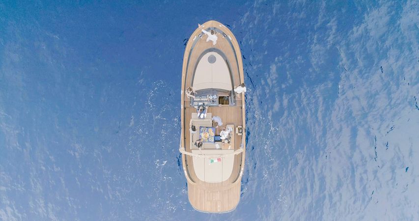 Positano 38 Open Gozzo | Leucosya