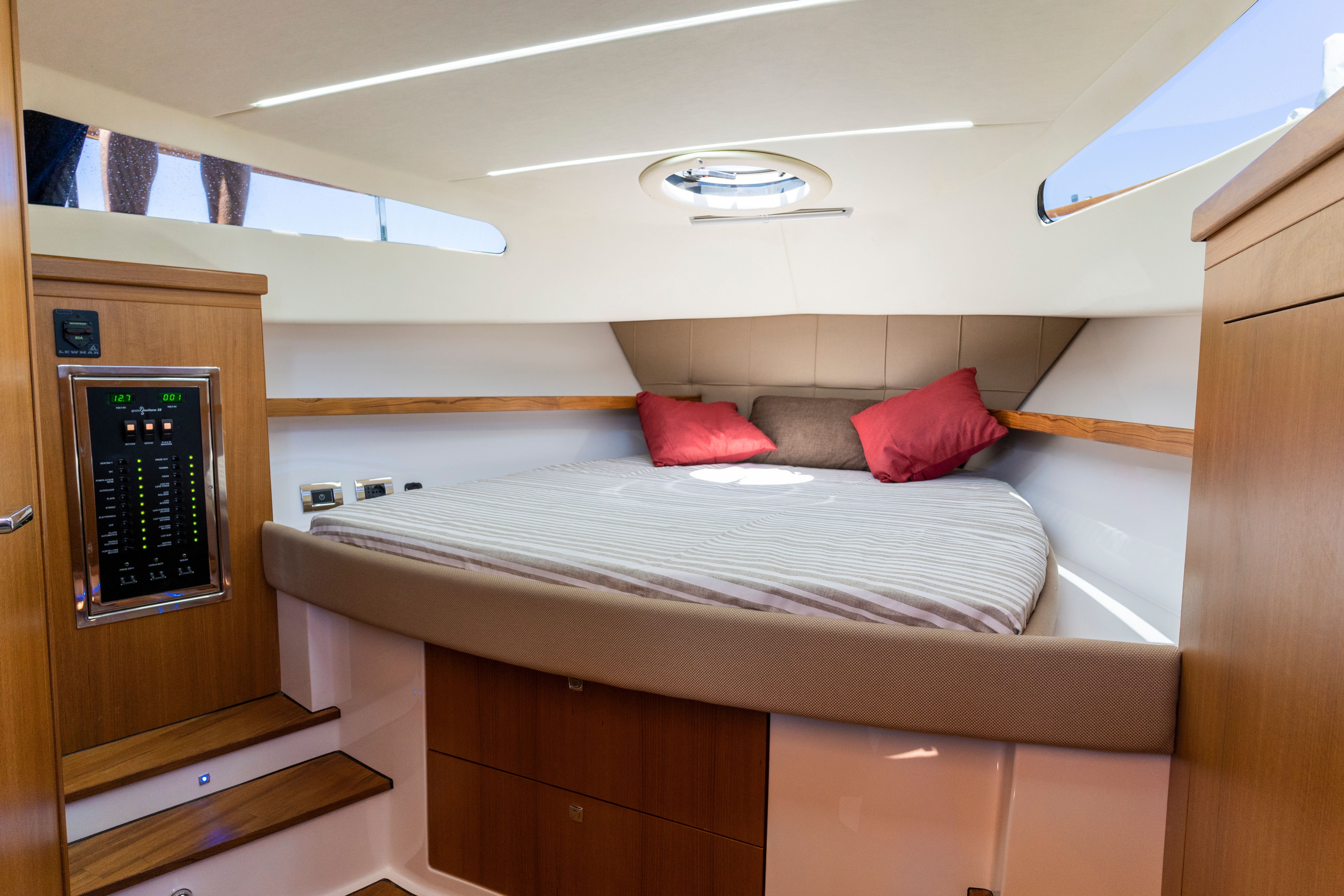 Positano 38 Open Gozzo | Leucosya