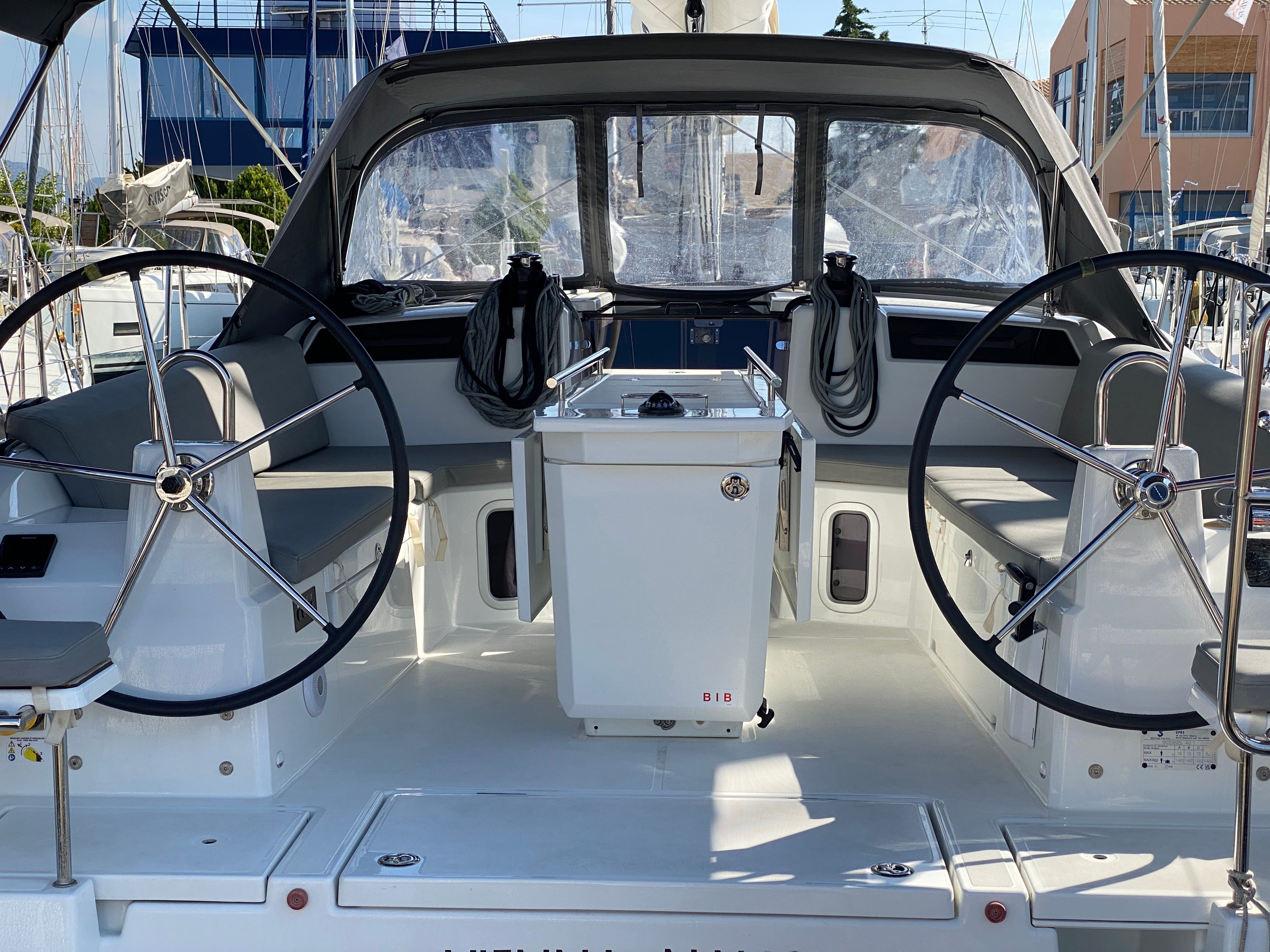 Beneteau Oceanis 40.1 | Vienna Nano