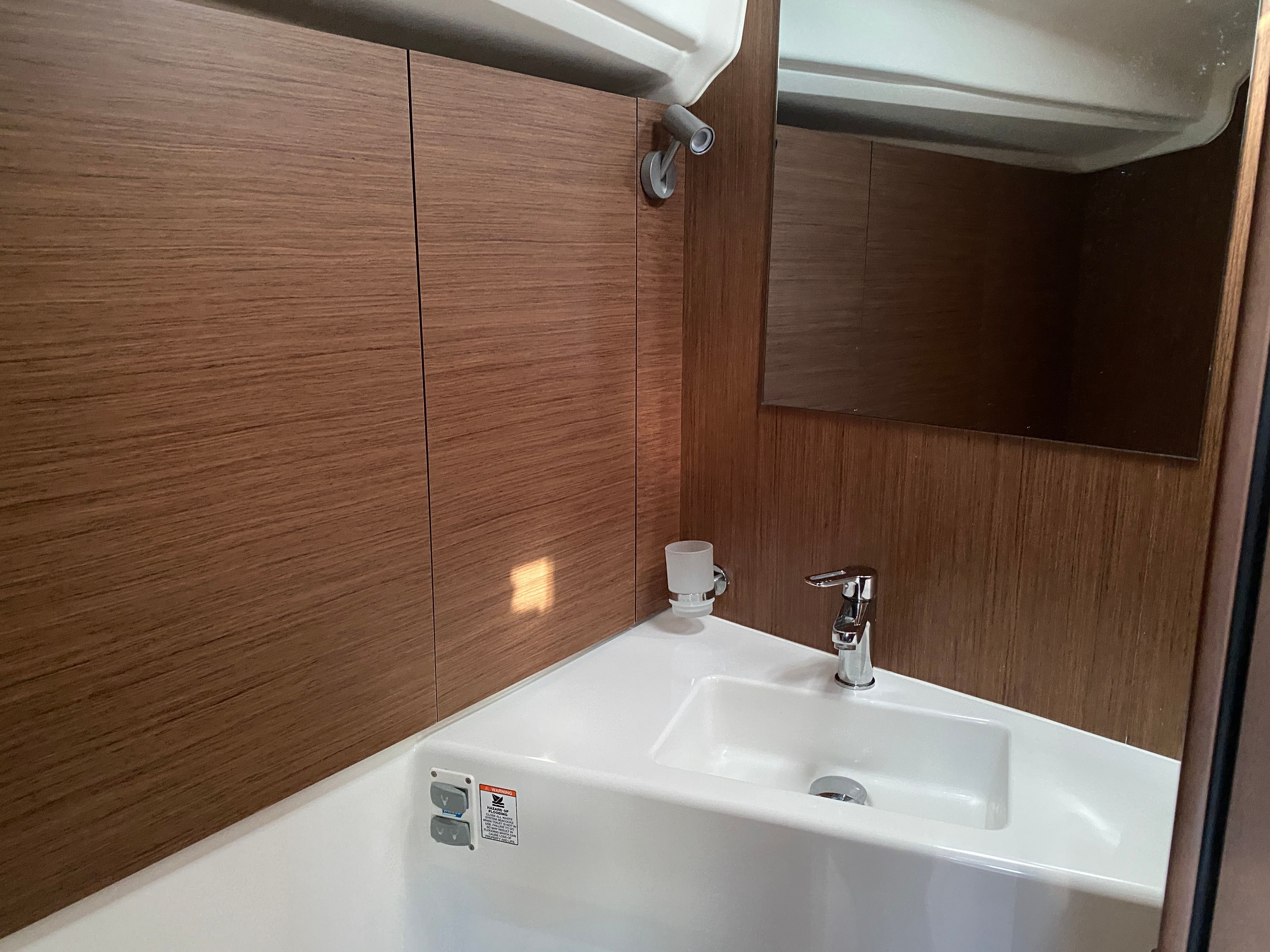 Beneteau Oceanis 40.1 | Vienna Nano