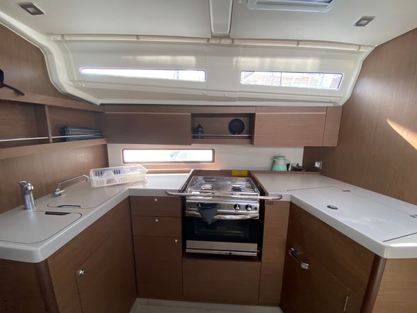 Beneteau Oceanis 40.1 | Vienna Nano