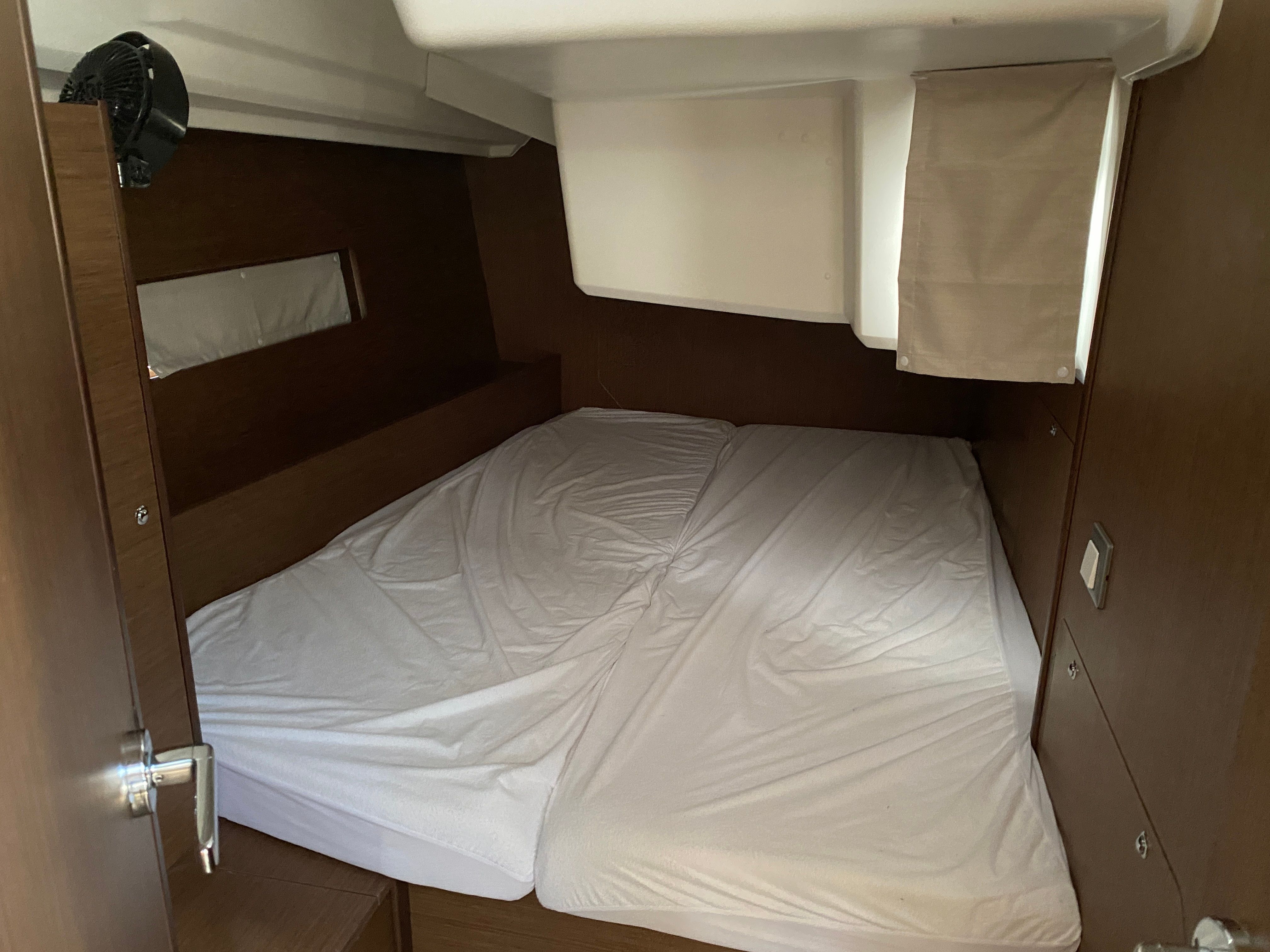 Beneteau Oceanis 40.1 | Vienna Nano