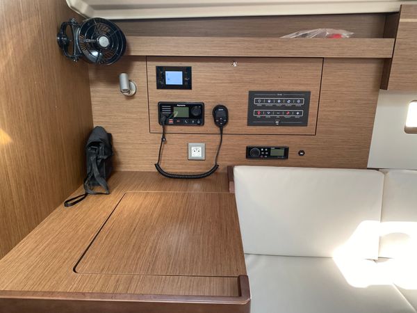 Beneteau Oceanis 40.1 | Vienna Nano