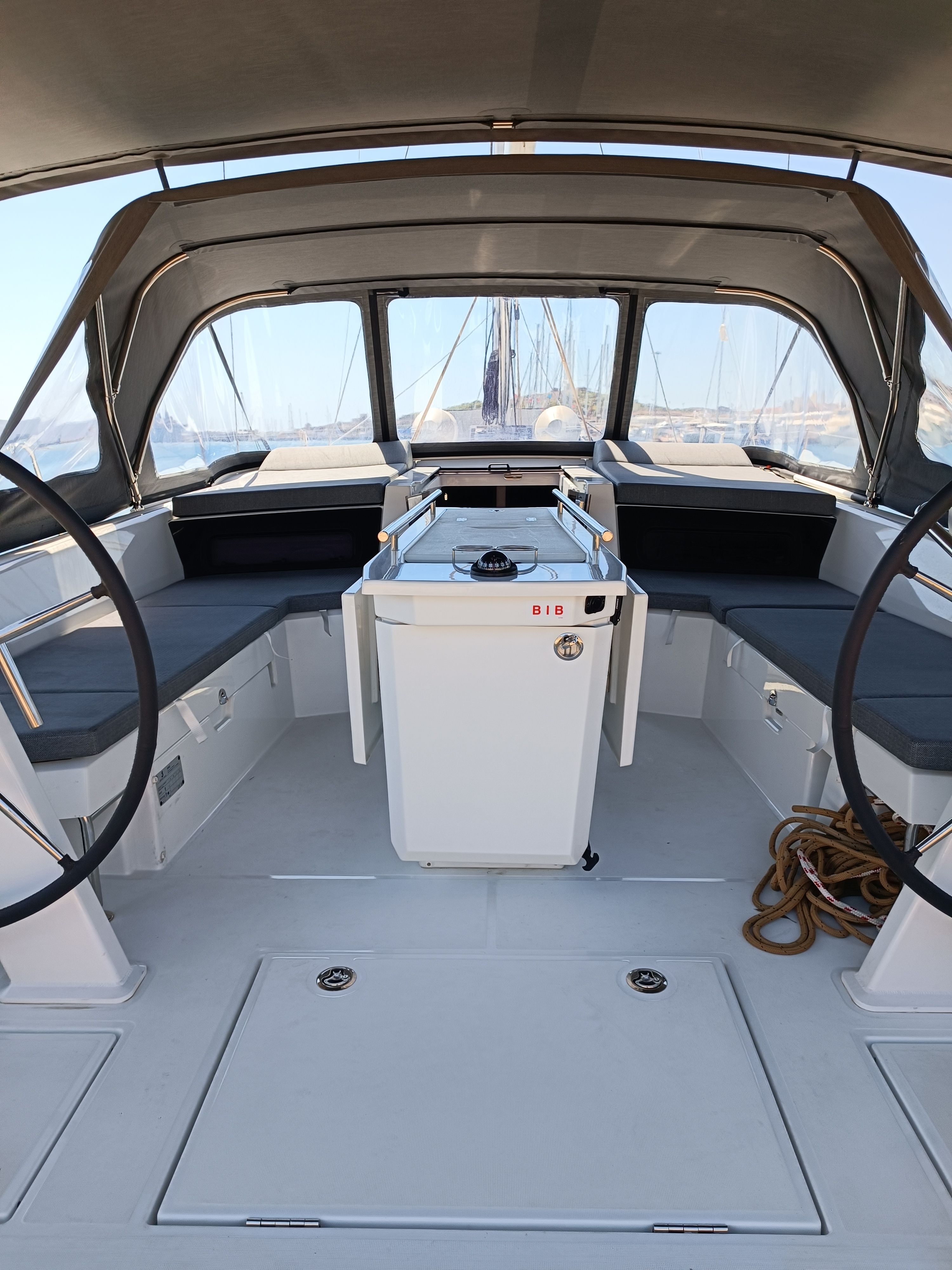 Beneteau Oceanis 46.1 | Bella