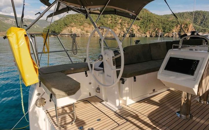 Bavaria C38 | Lepanto