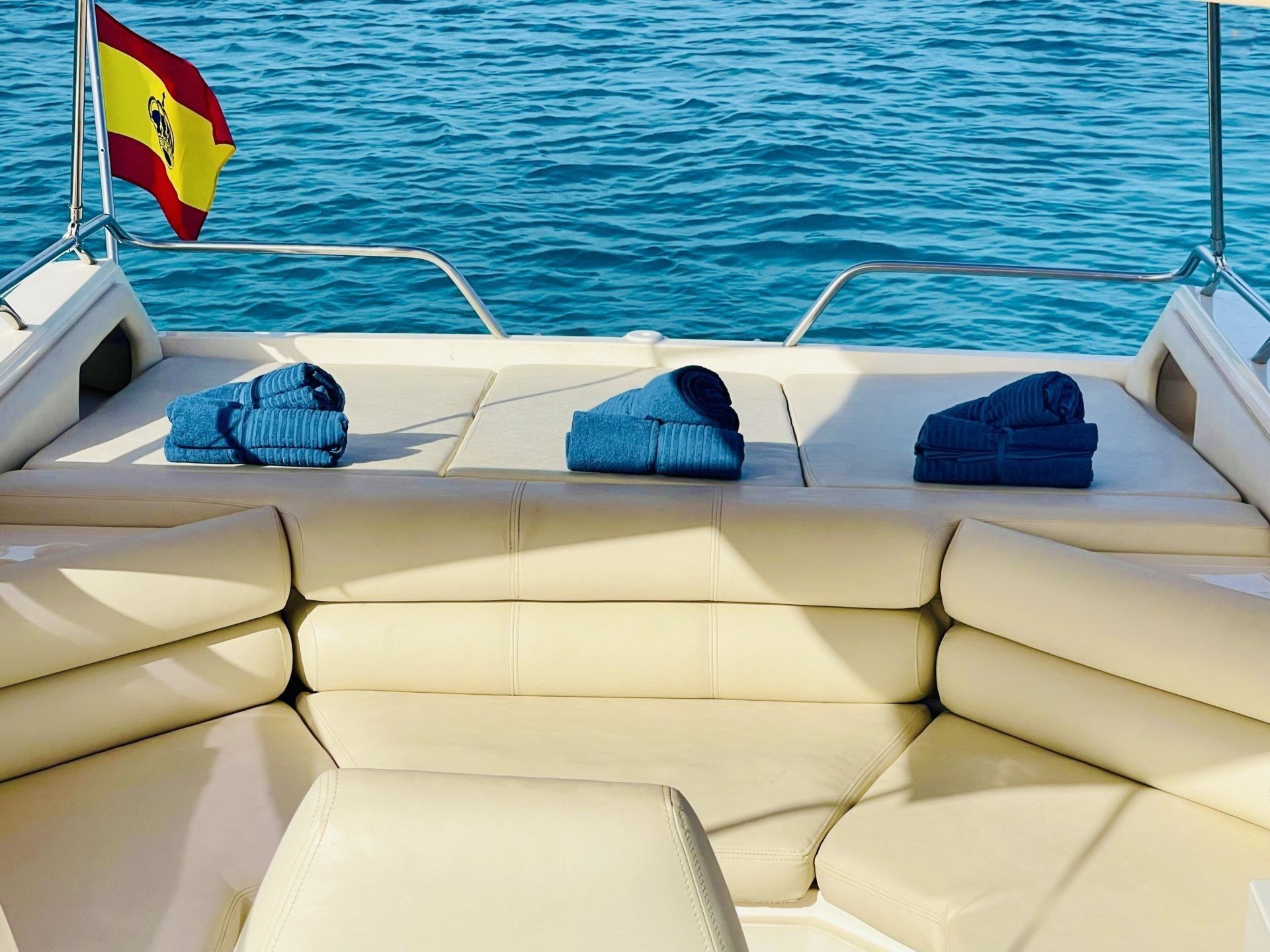 Sunseeker 43 | Be Happy
