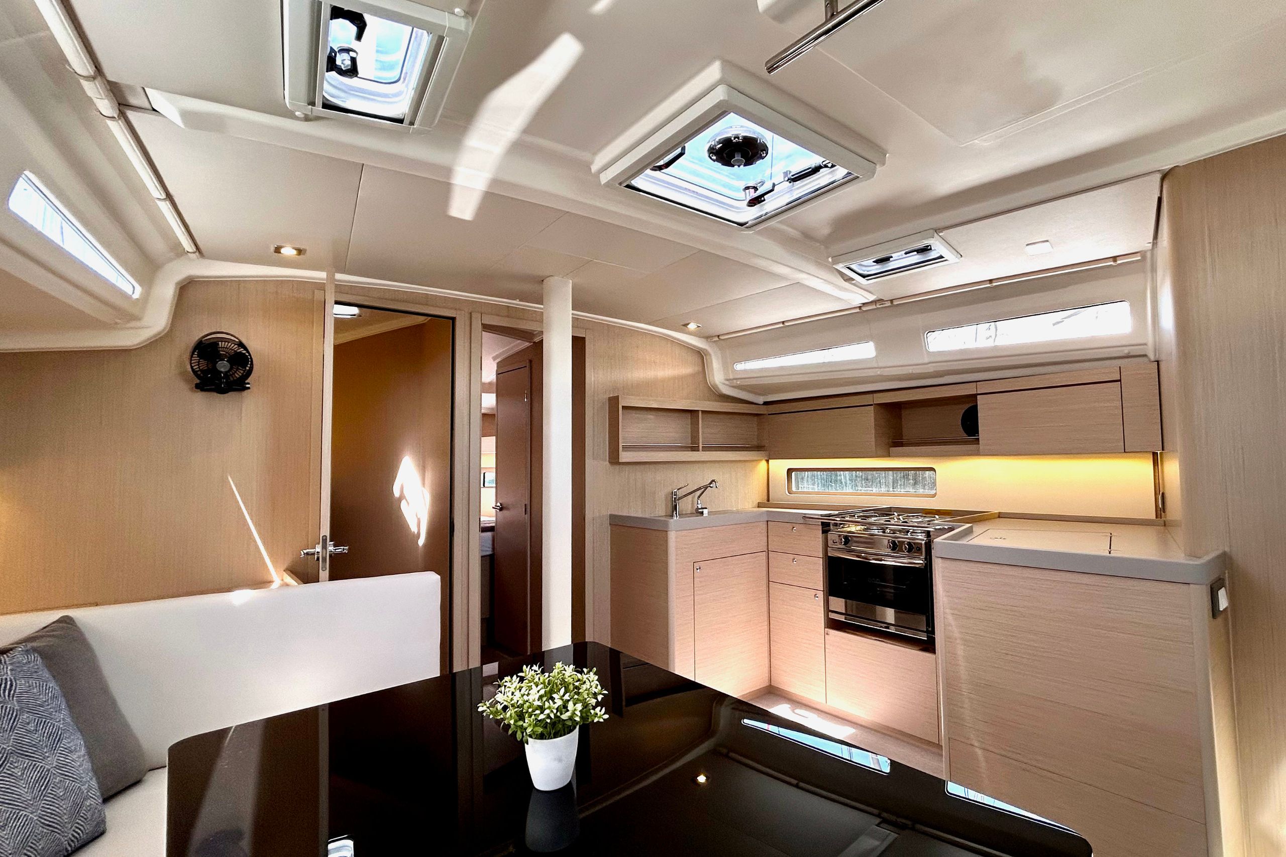 Beneteau Oceanis 40.1 | Valkyrie