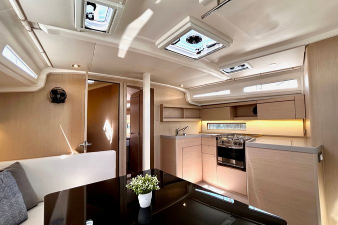 Beneteau Oceanis 40.1 | Valkyrie