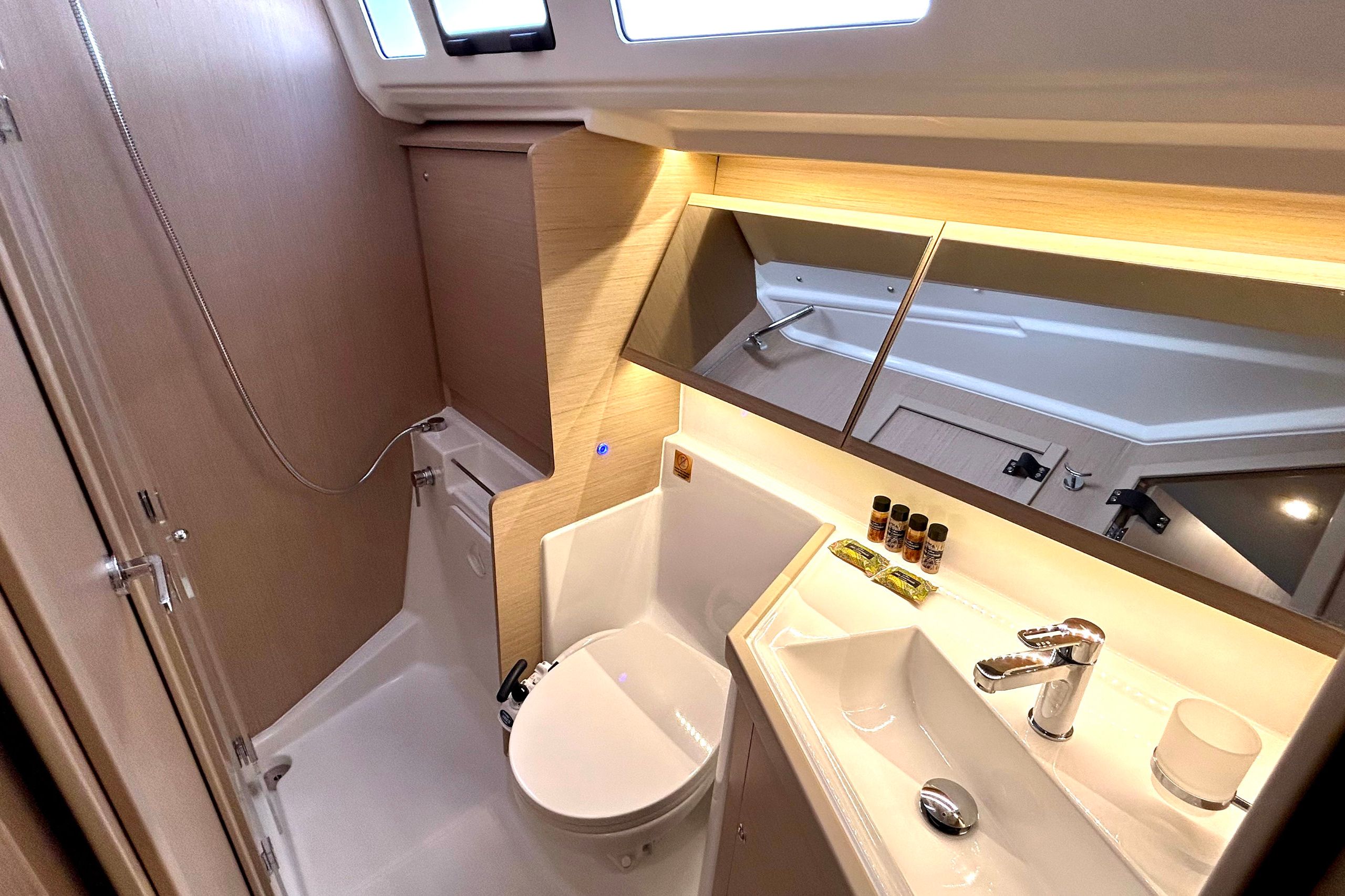 Beneteau Oceanis 40.1 | Valkyrie