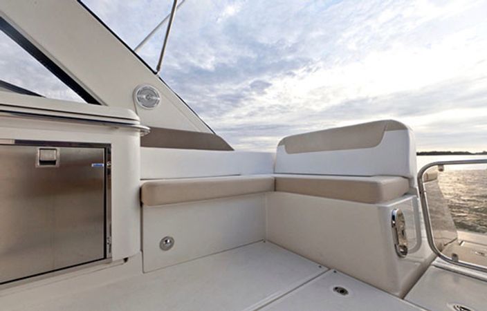Sea Ray 370 | XSTC