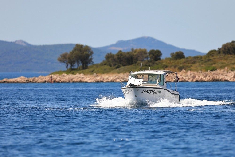 Ocqueteau Timonier 715 | Custom Refit 2022