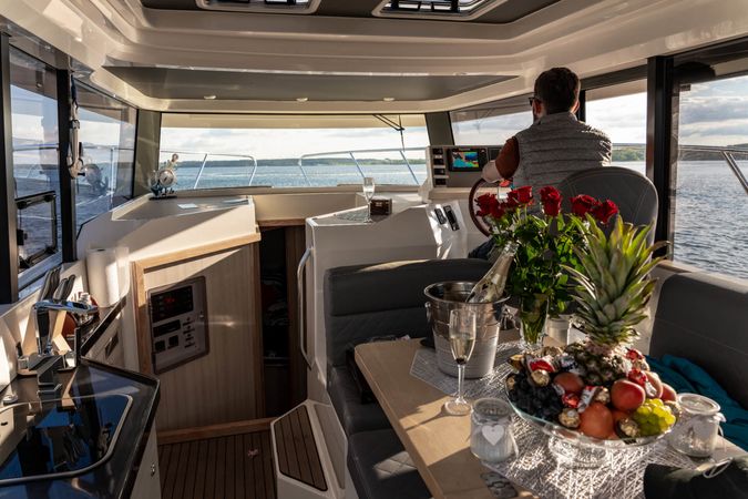 Delphia Escape 1150V | Dominika