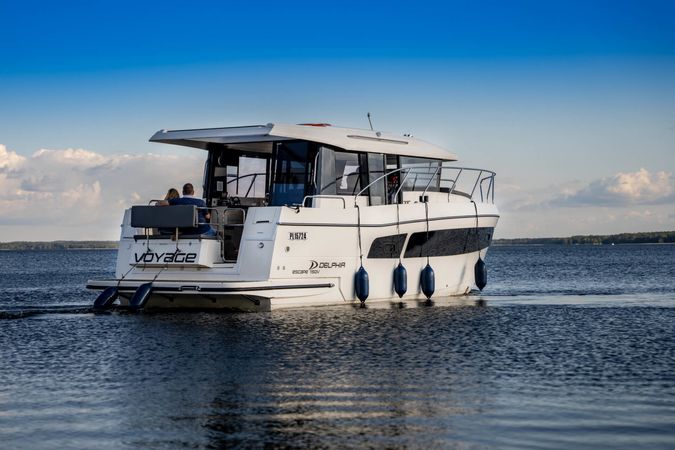 Delphia Escape 1150V | Dominika