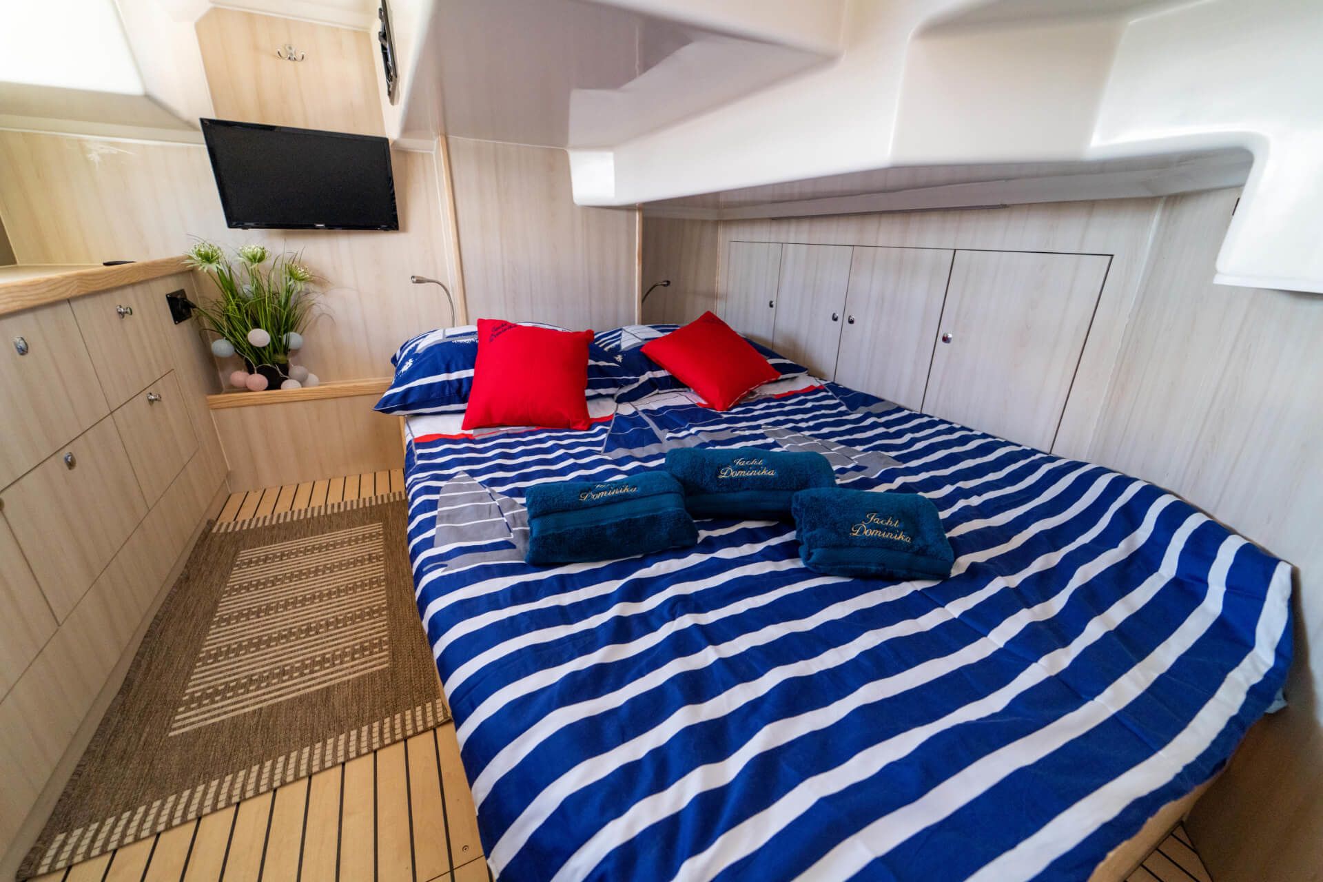 Delphia Escape 1150V | Dominika