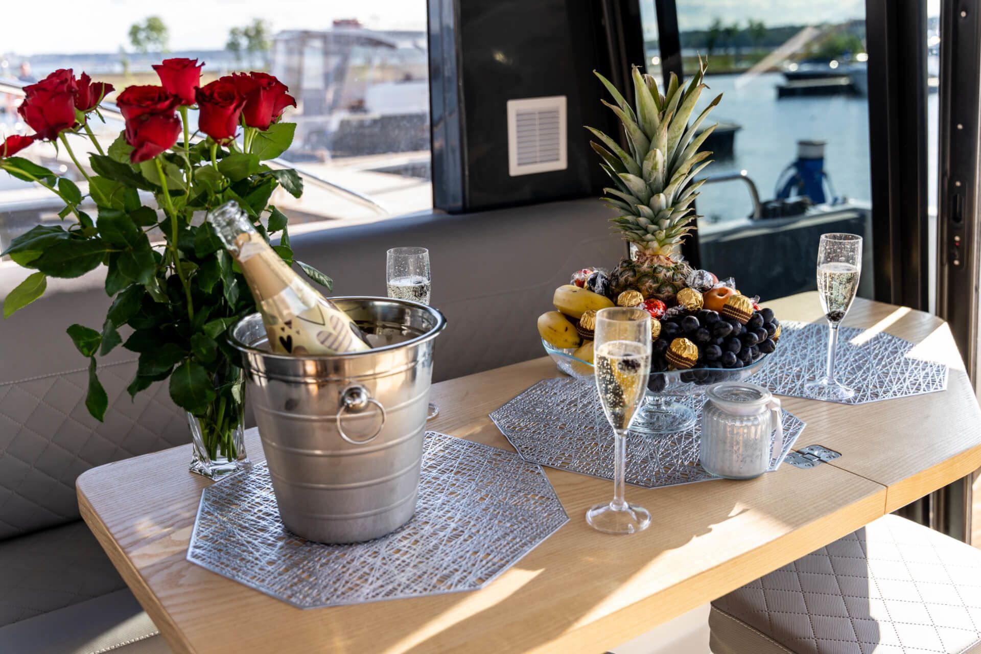 Delphia Escape 1150V | Dominika