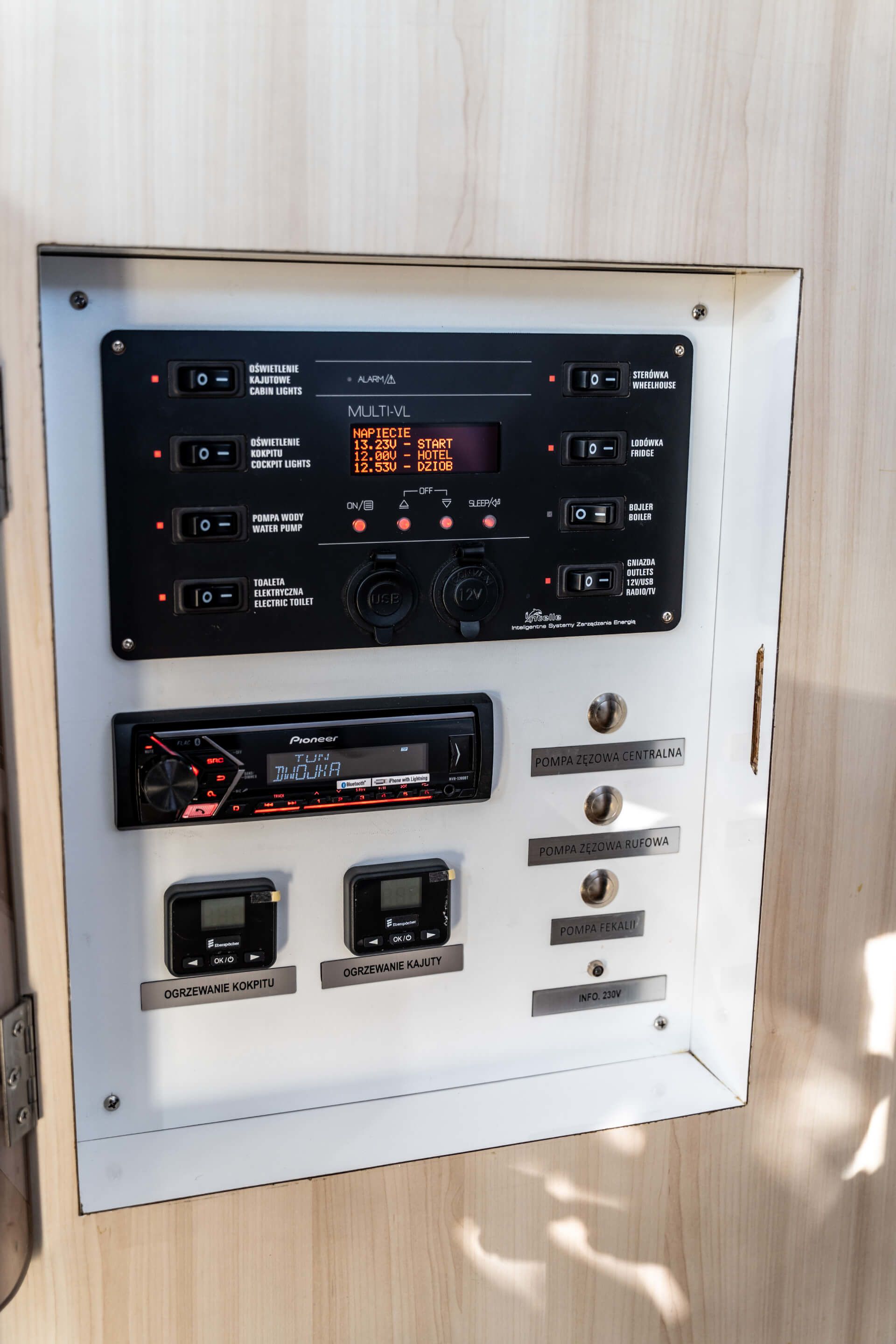 Delphia Escape 1150V | Dominika