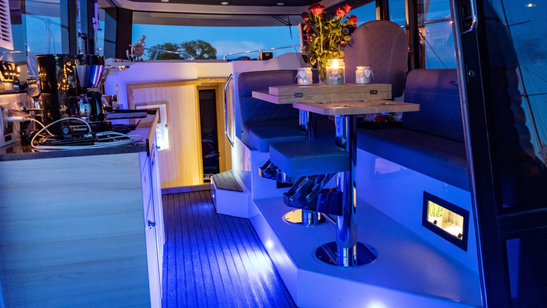 Sun Camper 35 Flybridge | Lucy
