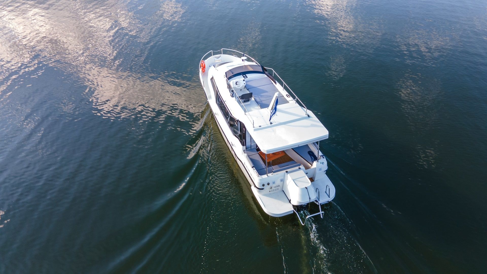 Sun Camper 35 Flybridge | Lucy