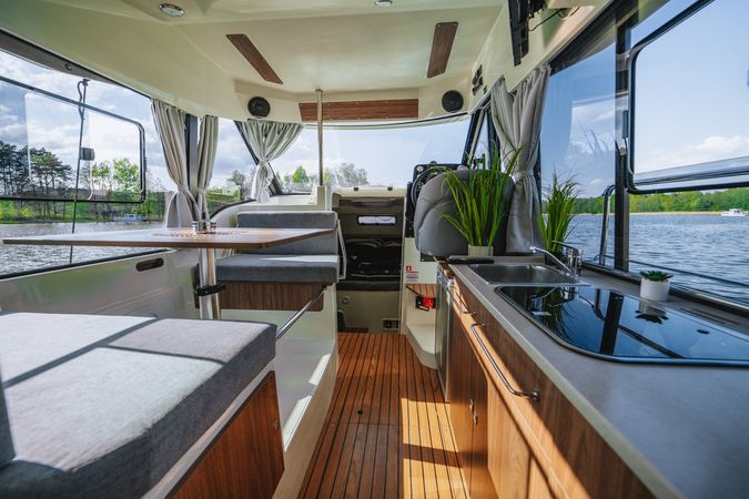 Sun Camper 35 Flybridge | Lucy