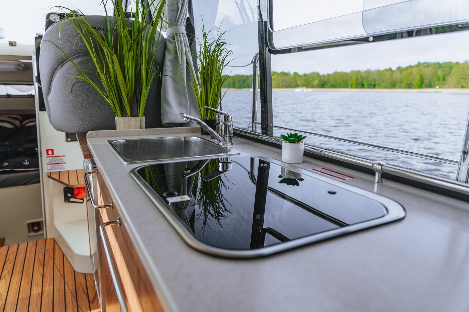 Sun Camper 35 Flybridge | Lucy
