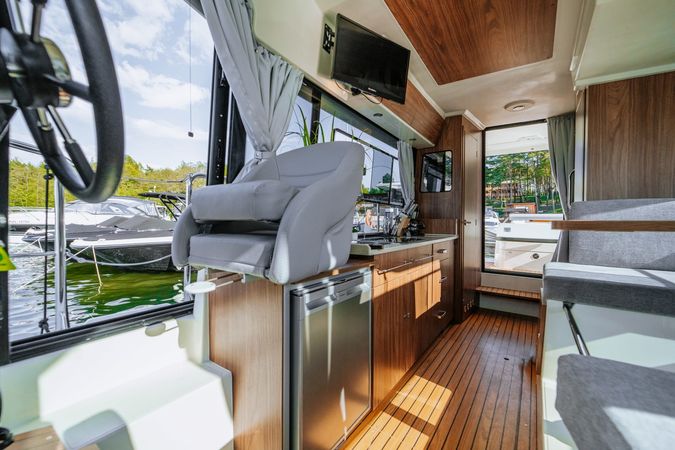 Sun Camper 35 Flybridge | Lucy