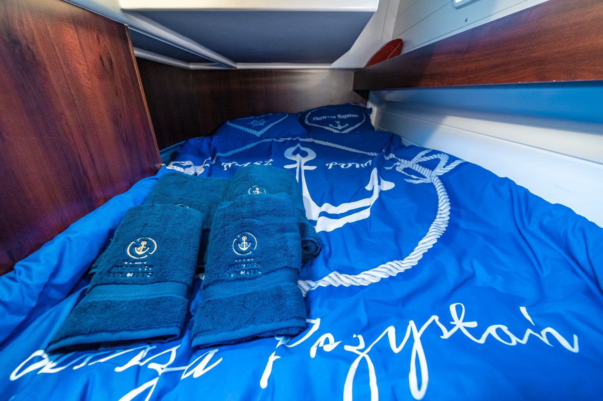 Platinum 989 | Platinum