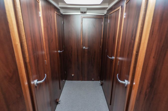 Platinum 989 | Platinum