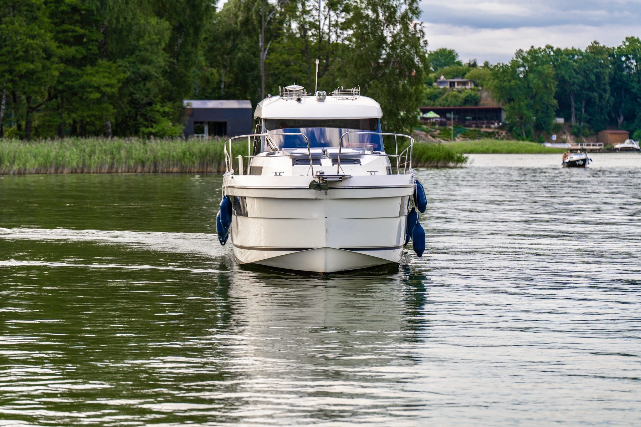 Platinum 989 | Platinum