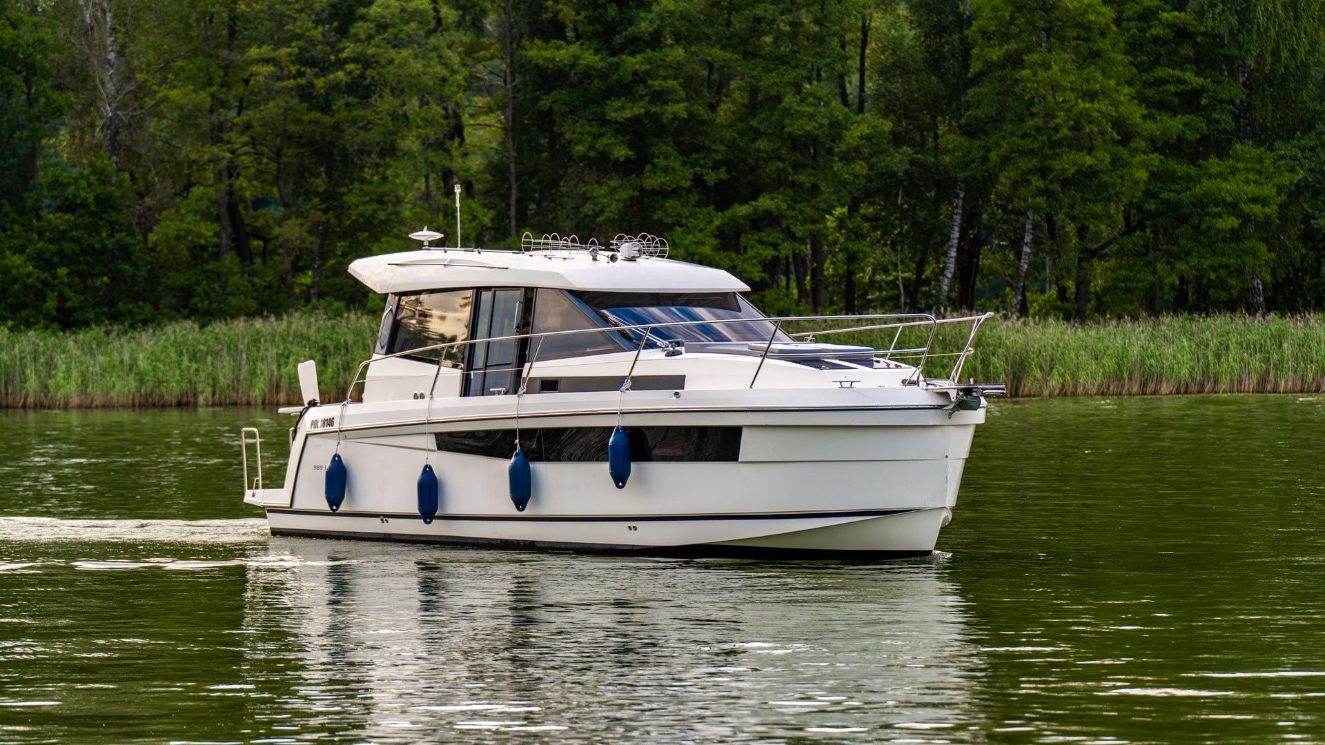 Platinum 989 | Platinum