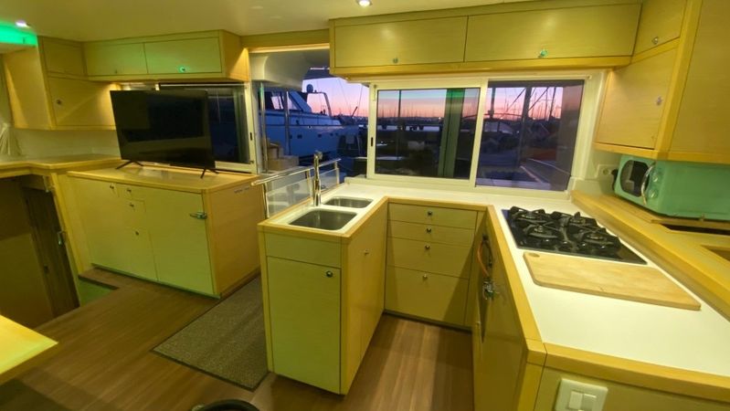 Lagoon 450 F | Fornes