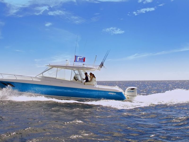 Motor yacht Intrepid 407 Cuddy Blue Smile for rent - Thailand