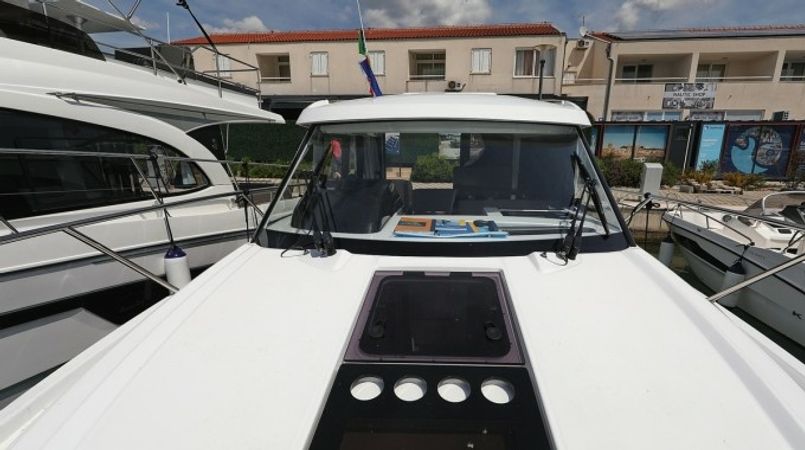 Beneteau Antares 9 | Aurora